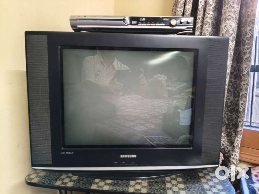 A samsung TV with Set top Box of Free Dish Antena