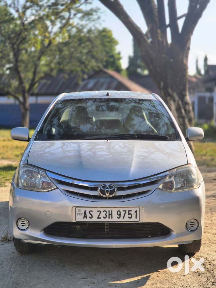 Toyota Etios, 2011, Petrol