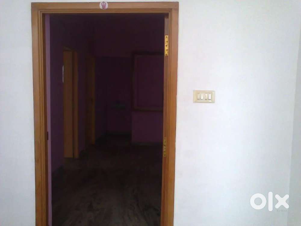 House for lease 11lakhs b6 owner of the property