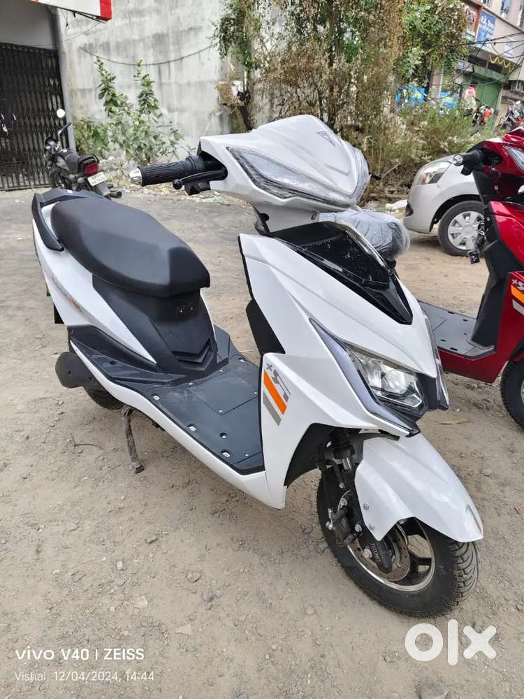 Toxmo rock electric scooter