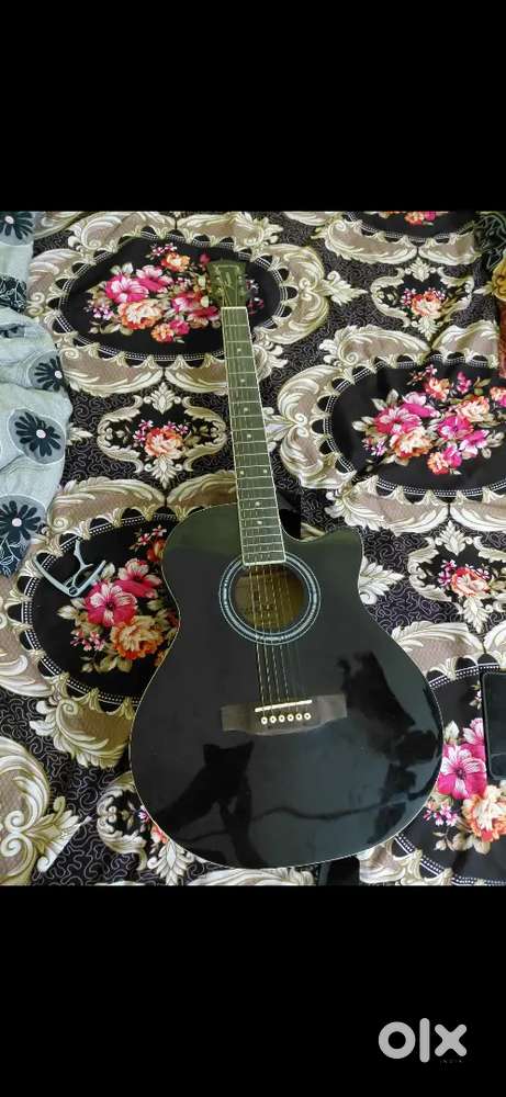 Semi Acousticl Guitar  38'