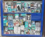 43×38×19inch showroom Counter New condition