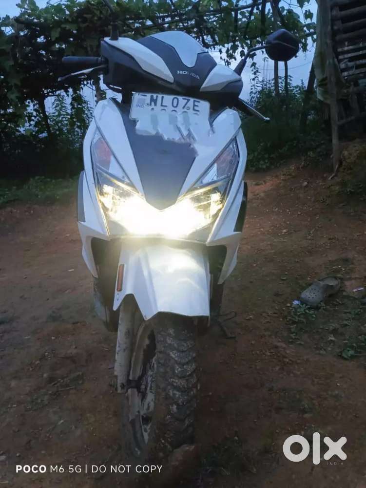 Honda grazia bs4