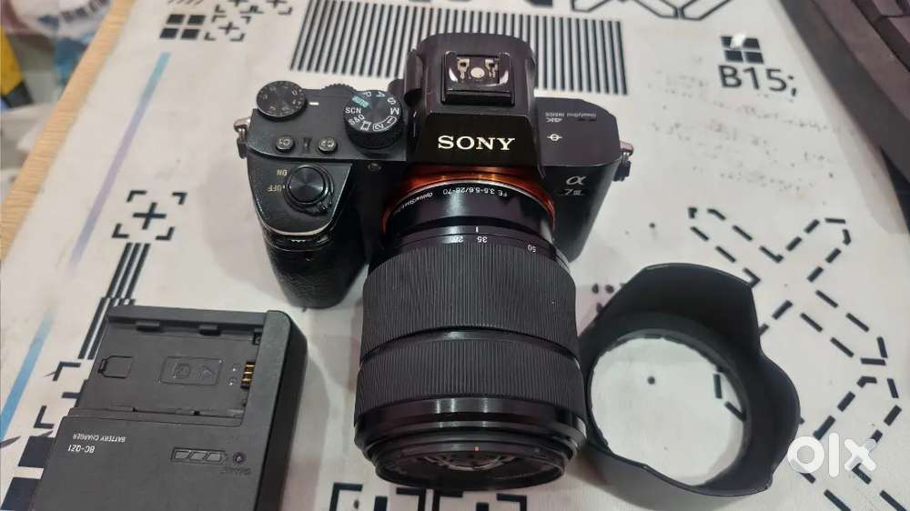 Sony A7 Mark 3 Full Frame Camera with 28-70mm lens