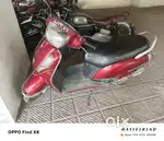 Suzuki Access 125 Red