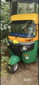 BAJAJ RE CNG / MODEL. 2025MARCH /KM3855 SINGLE OWNER