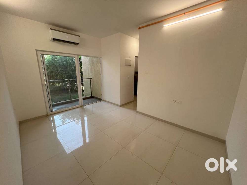 3 BHK Flat for Sale in Kalyan at Saket Nature Vista Luxurious Project