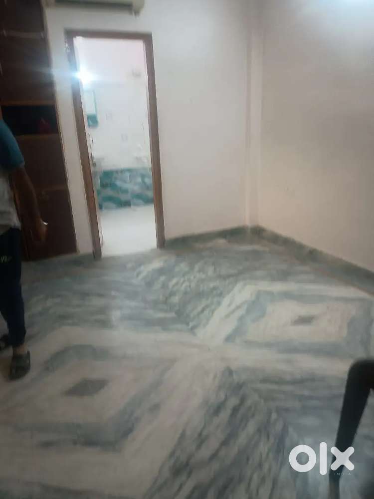 Freehold old house best for making lodge at Katra