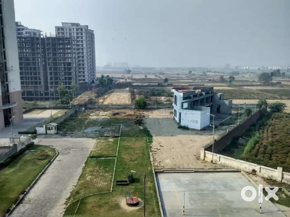 Redwood residency sector 78 fbd