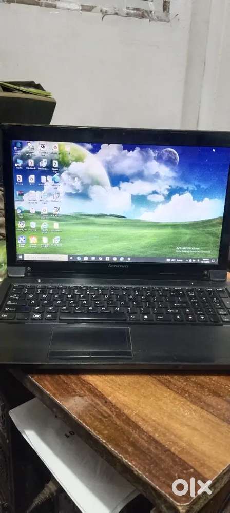 लेनेवो लैपटॉप 19 इंच स्क्रीन न्यू कंडीशन विथ चार्जर
