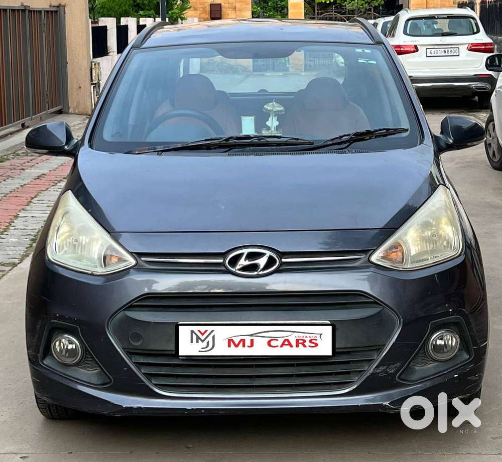 Hyundai Grand i10 2013-2016 Sportz, 2015, Petrol