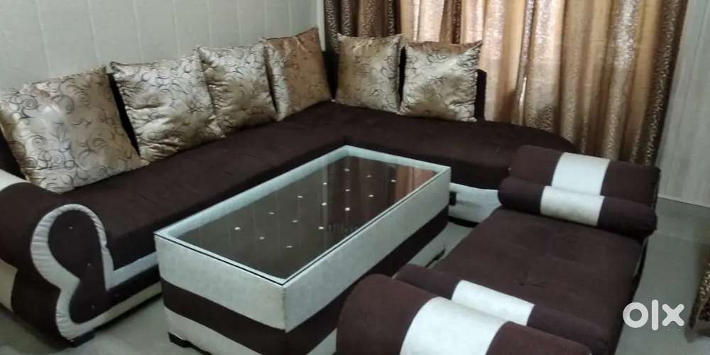 6 sitter sofa with couch and table