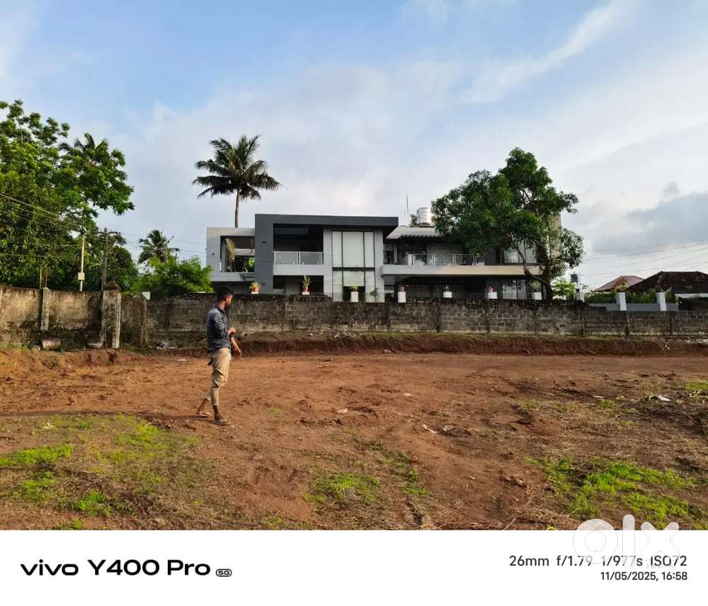 5Cent Prime Residential Plot for Sale in MLA Road Udayamperoor,kochi.