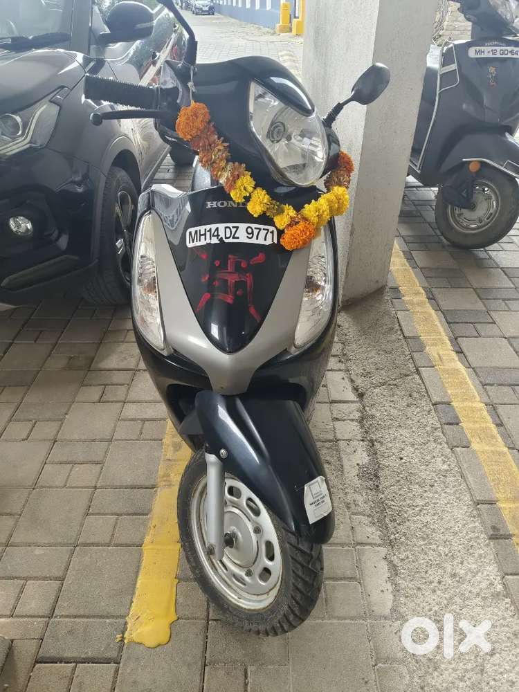 Single Hand driven Honda Aviator