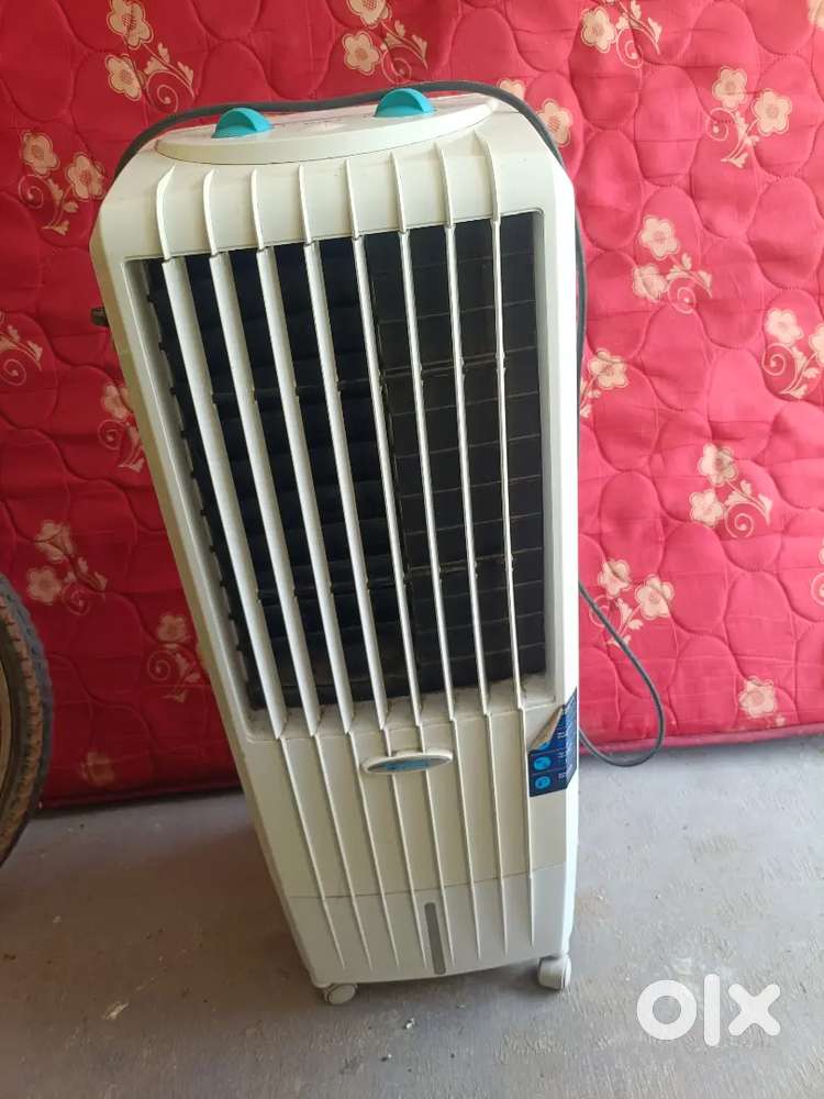 Tower air cooler