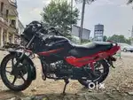 Bahut hi acchi bike hai single hat cli hai koi kaam nhi hai