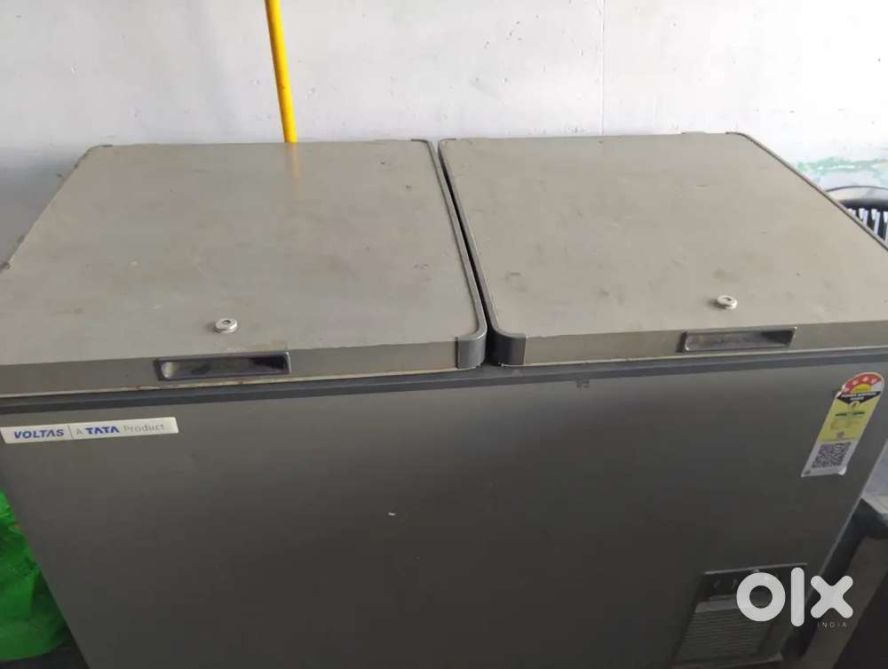 Voltas deep fridge