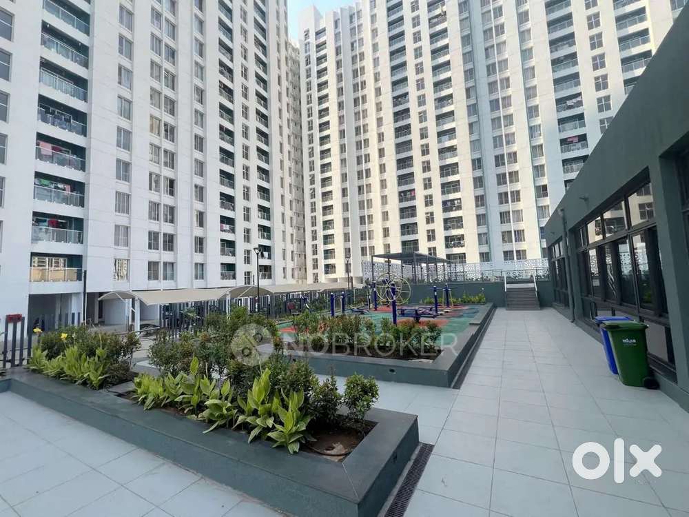 2 BHK SEMI-FURNISHED AT 25000
