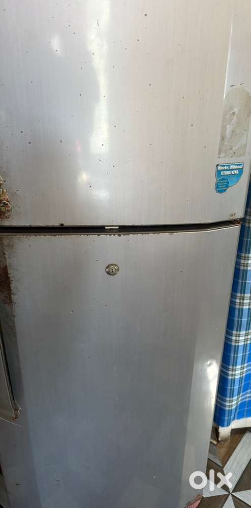 LG FRIDGE 240 ltr