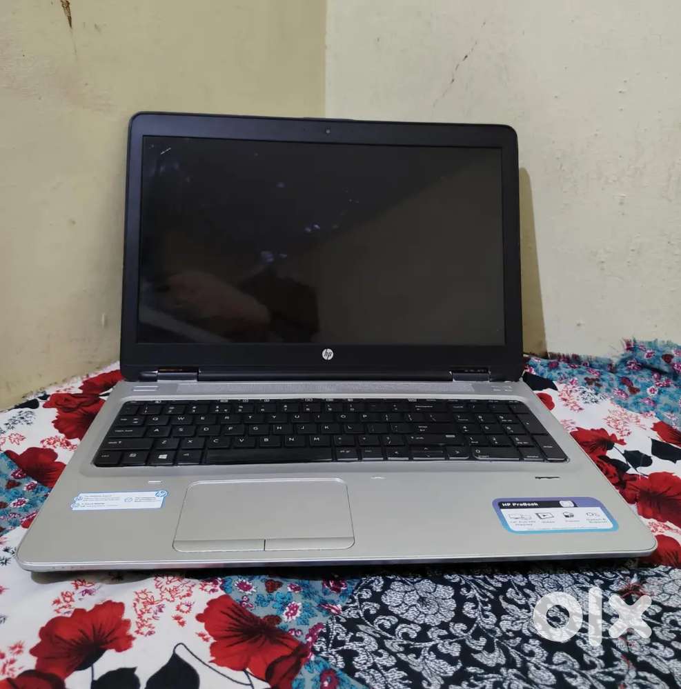 Laptop at 7000
