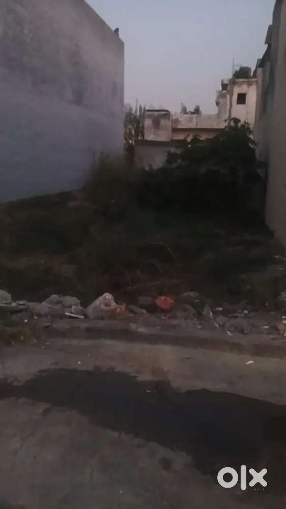 10 MARLE PLOT SEMI COMMERCIAL NEAR MAIN ROAD