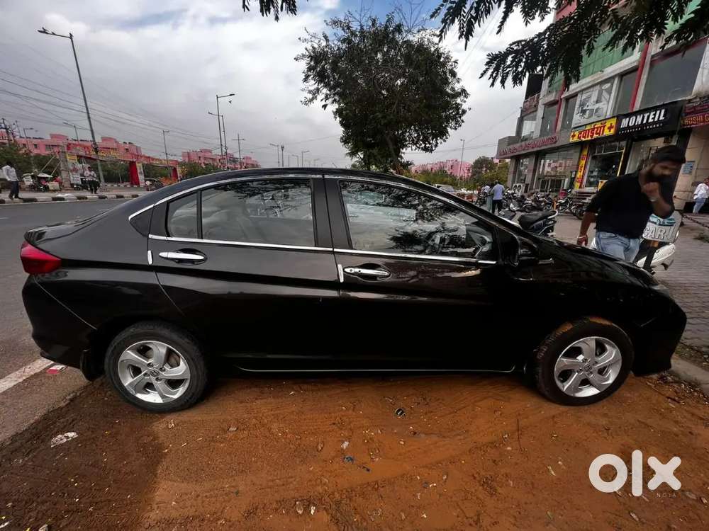 Honda City 2016 Diesel Well Maintained