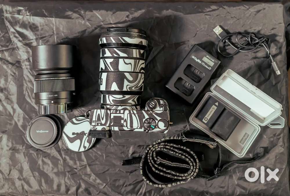 Sony A6400 Mirrorless Camera – Excellent Condition  ₹60,000