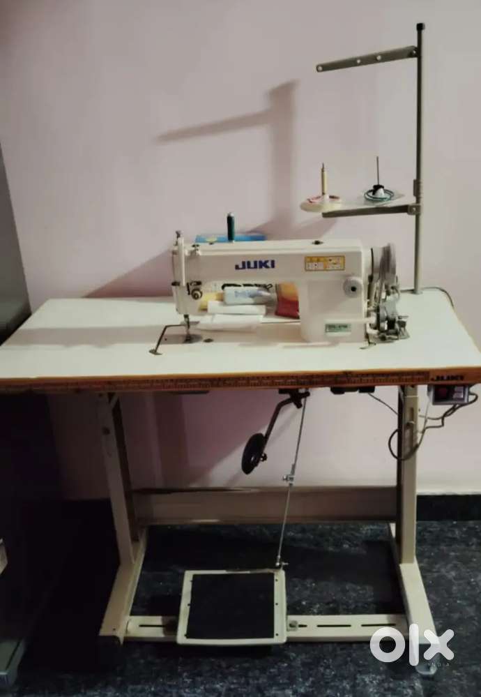 JUKI Heavy Duty Stitching Machine with Table & Motor