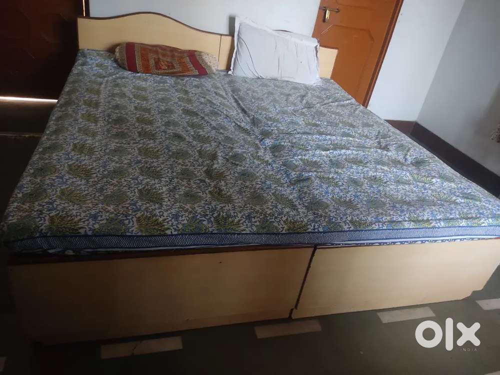 Bed, mattress and tv unit showcase for sell