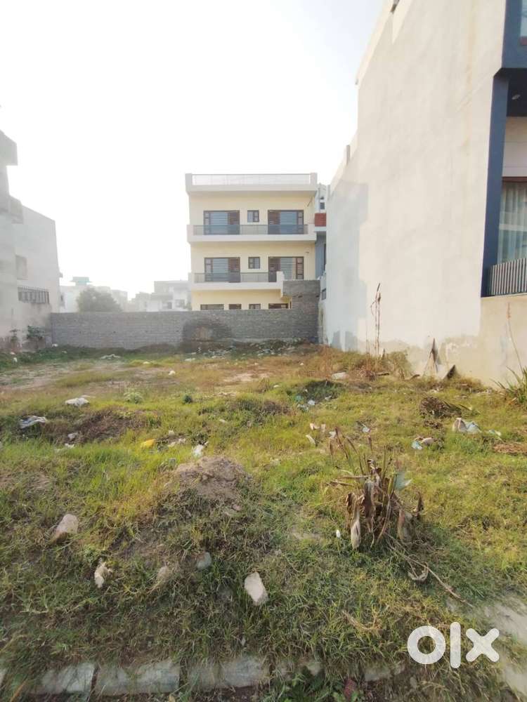 TDI City 200 Yard Corner East Facing Sector 118 Mohali