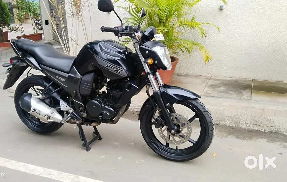 YAMAHA FZ16
