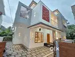 NEW 4BHK + HOME THEATRE BEAUTIFUL MODERN HOUSE NEAR KOWDIAR PEROORKADA