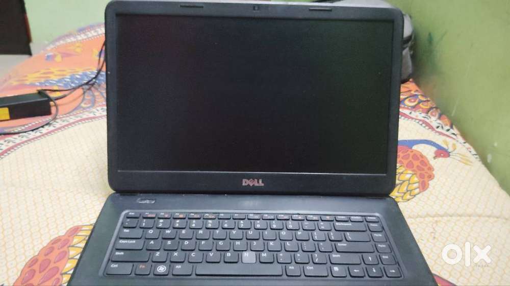 Dell laptop 4 gb ram i3 dual core processor 500 gb storage window 10