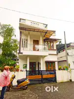3Bedroom 2.500Cent 1100SQ Old House Near Kongorpilly Junction Varapuzh
