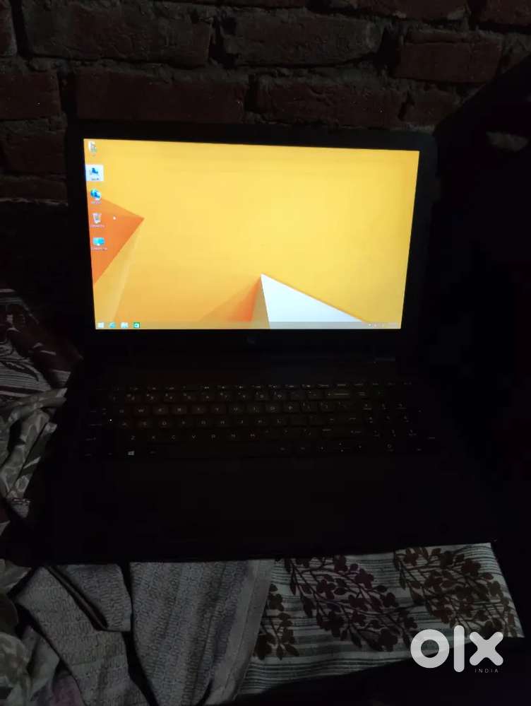 HP core i3 5th generation full screen laptop