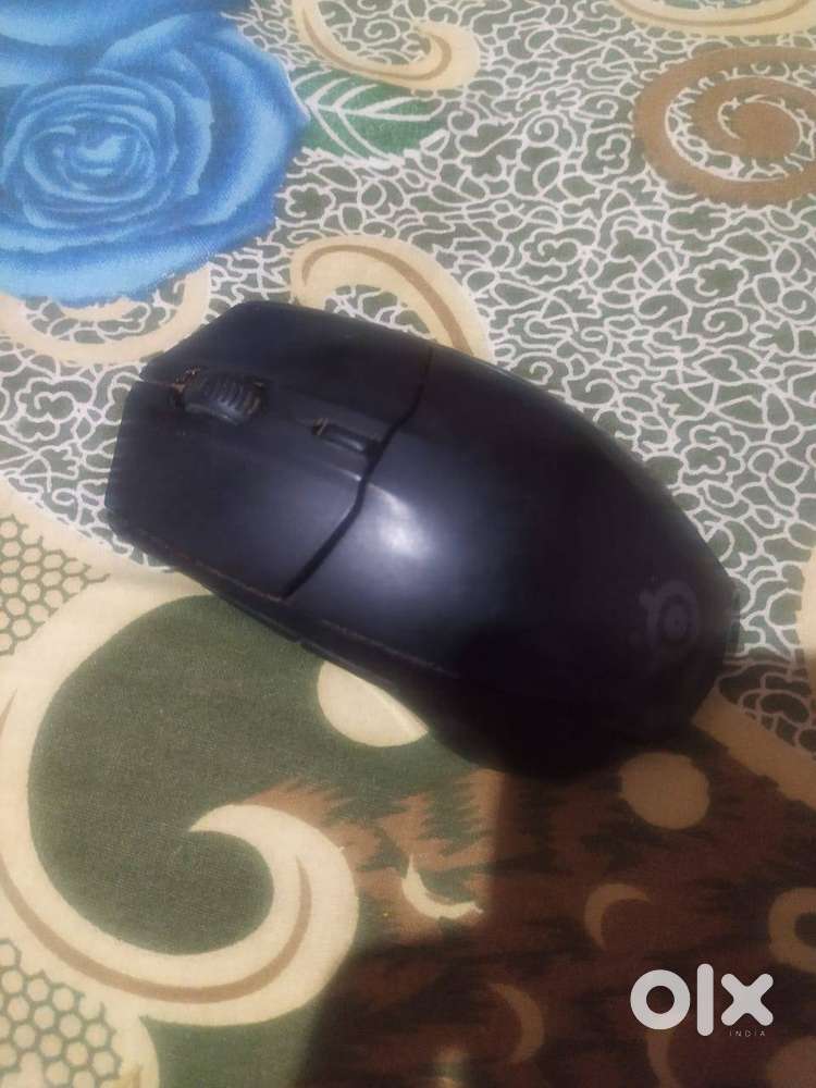 Steelseries rival 3 wireless Mouse