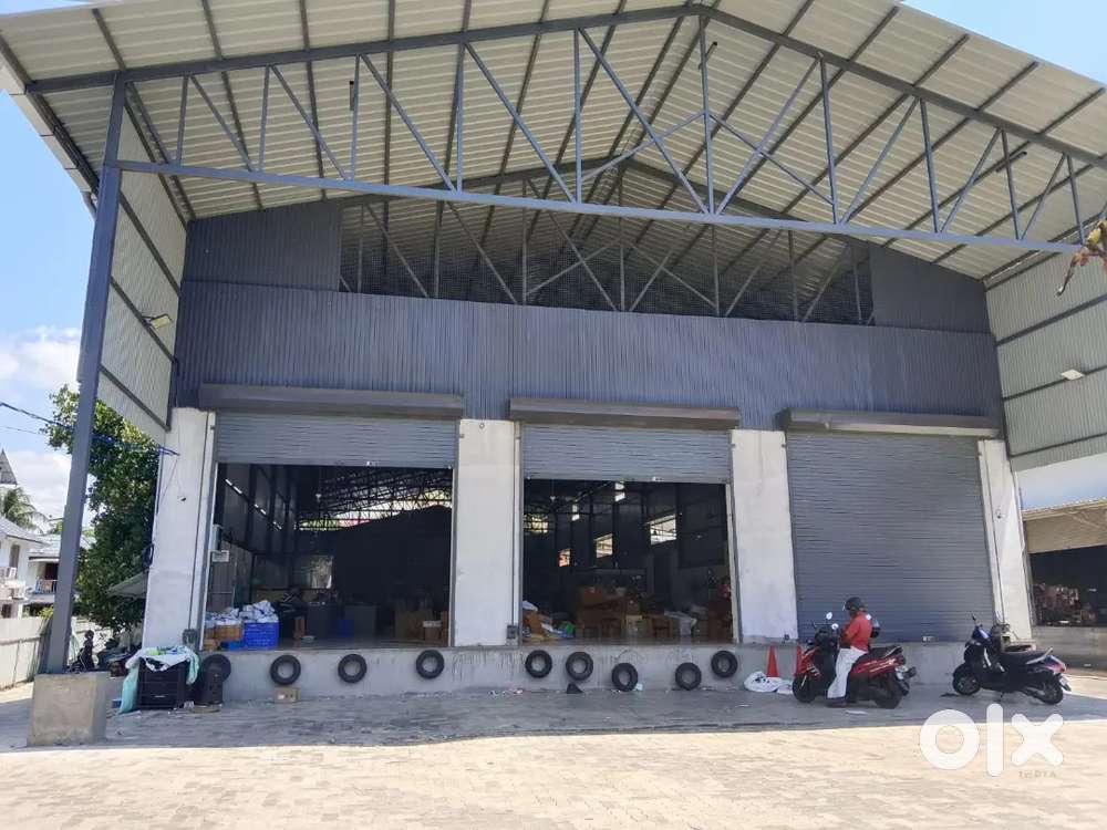 11000 SqFt Kaloor Elamakkara godown for sale – ₹15 Crore