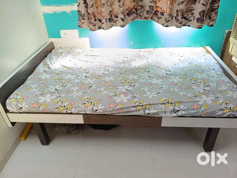 Heavy Seti palang with bed (saag wooden)