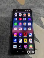Oppo Flagship 5G – 64MP Quad Camera, 3D Curved AMOLED, 65W SuperVOOC-