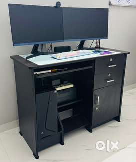 System Desk with Keyboard tray