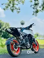 KTM DUKE 200