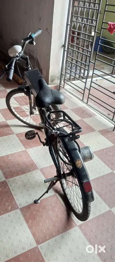 E cycle hor 2.50 full charge 50 km go.