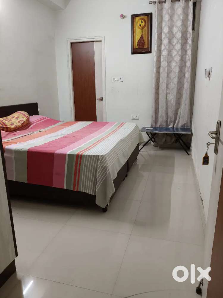 A Room available for rent for couples or single