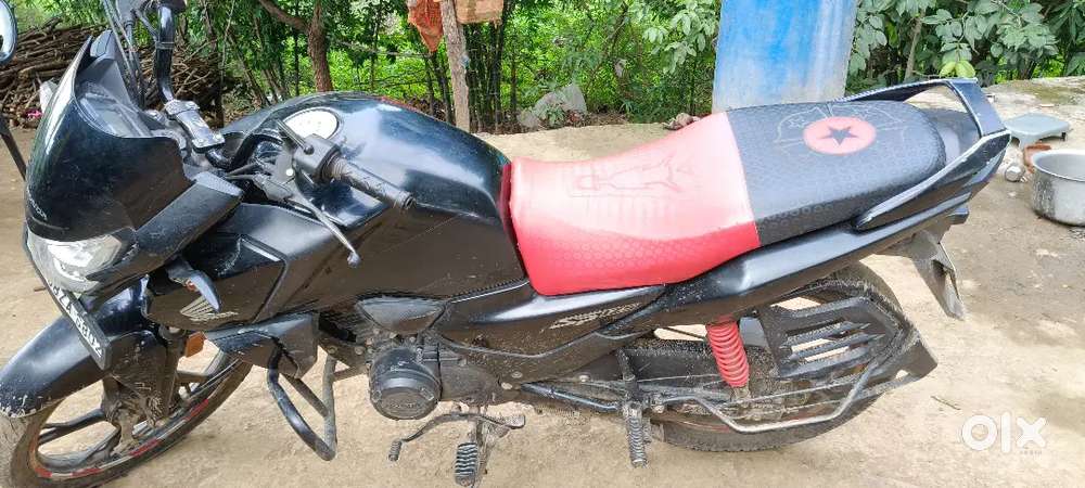 Gadi condition to FIR sab kuchh okay tyre wire