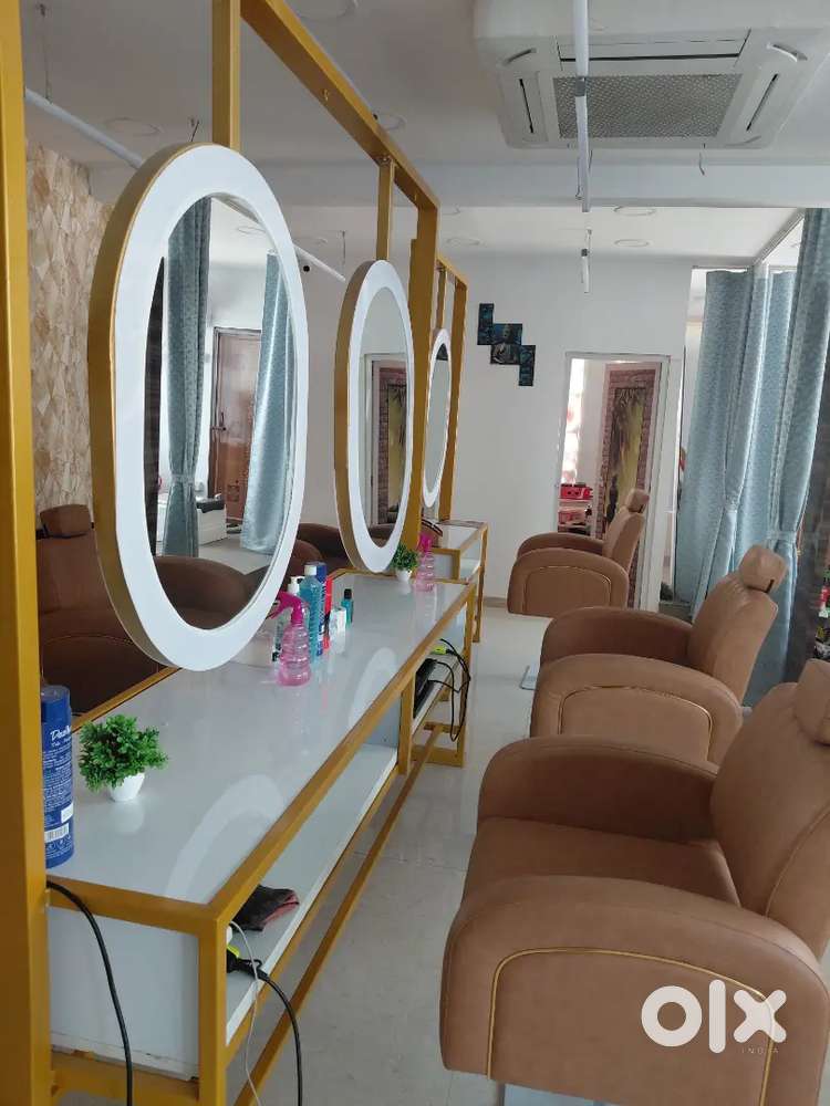 Wanted Hair dresser for unisex salon