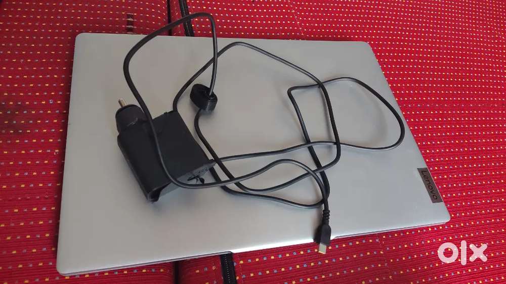 Lenovo IdeaPad slim5 intel i5 ultra