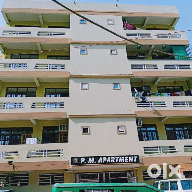 3BHK Semi Furnished Flat