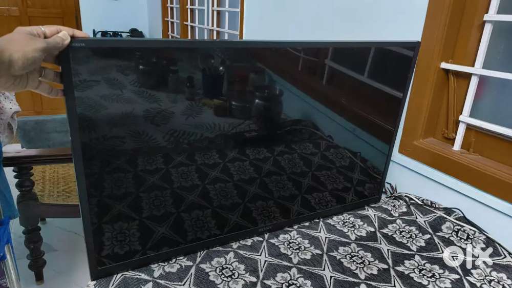 Sony Bravia 32 inches tv