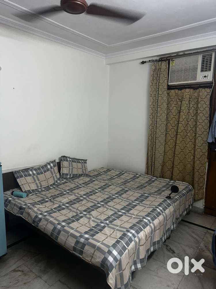 Fully furnished Room for sharing