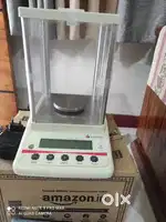 Electronic Precision weighing balance